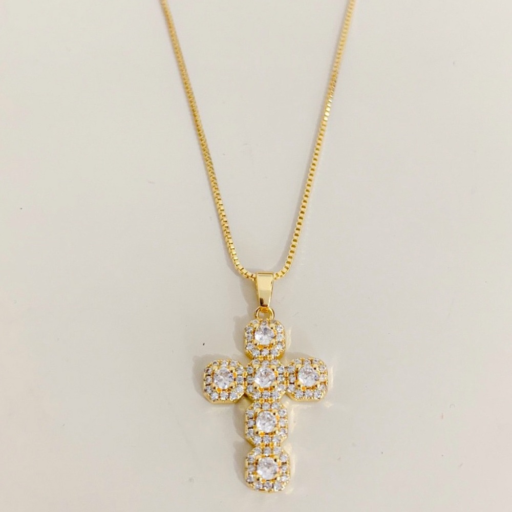 🎉HP🎉 Statement Cross Necklace | 14k Gold Filled - Picture 3 of 11
